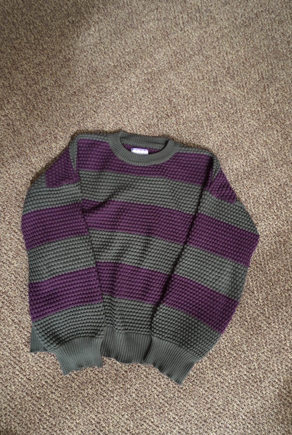 sweater bolitas vino y verde GARAGE SALE