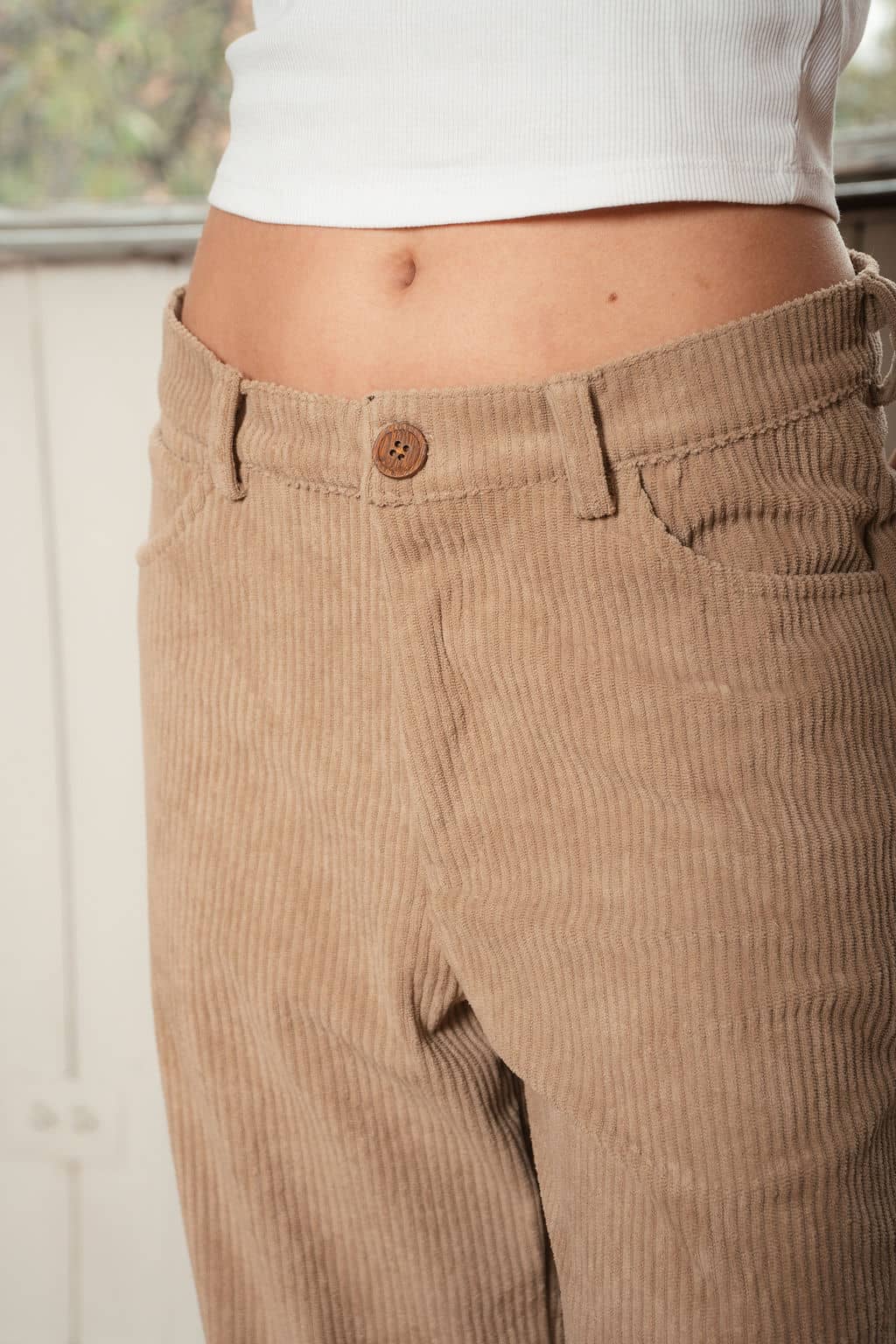 pantalones pana caqui
