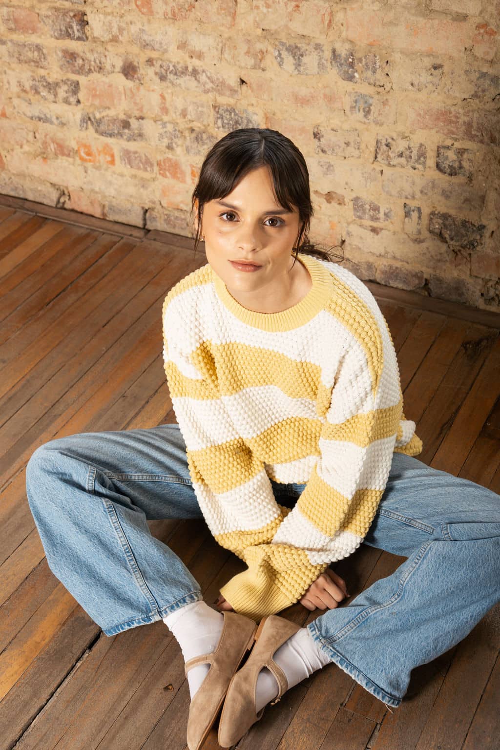 sweater bolitas amarillo y crudo